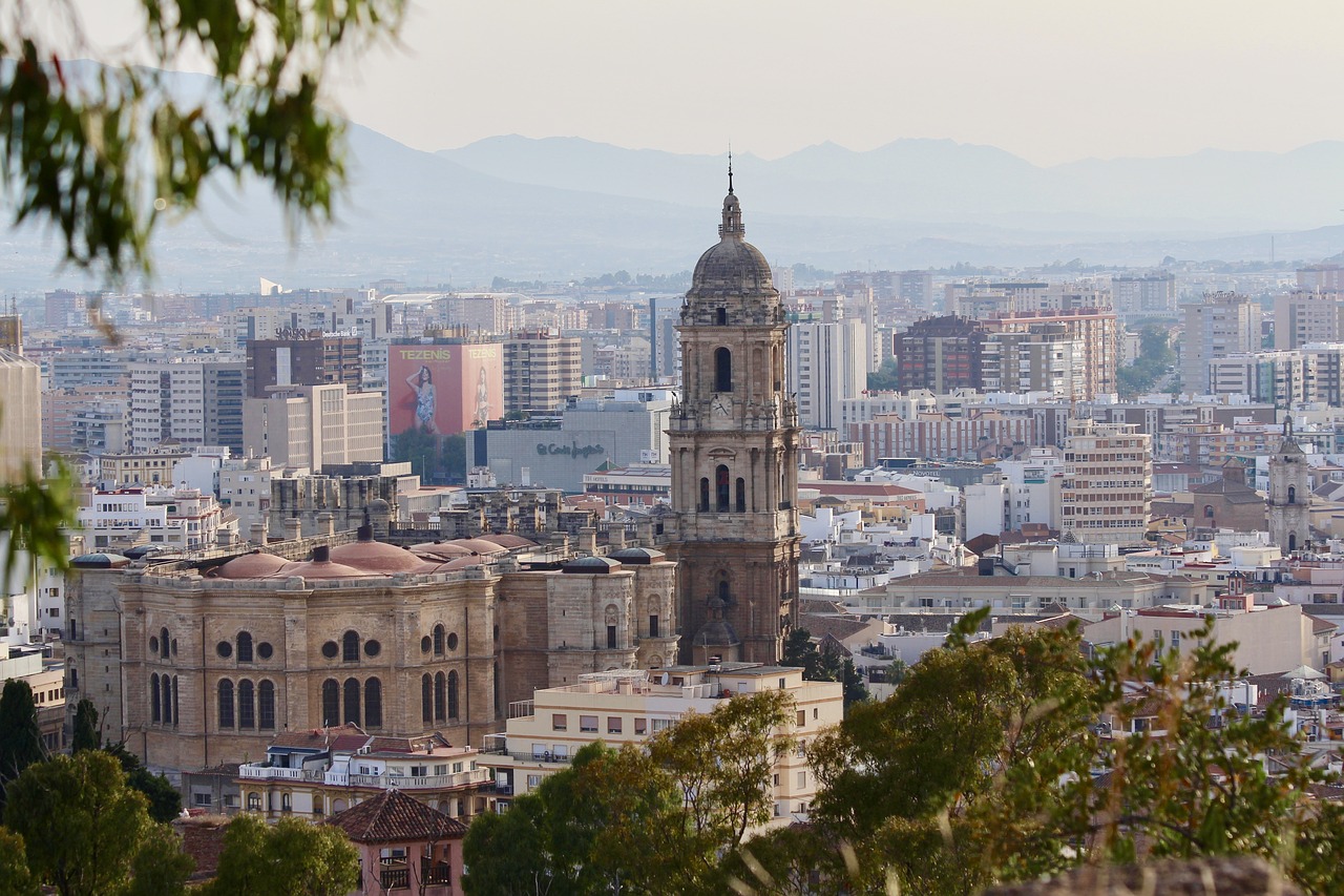 Oplev Malaga og de omgivende områder