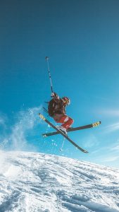 Guide: Sådan vælger du de bedste skihandsker til din næste skiferie